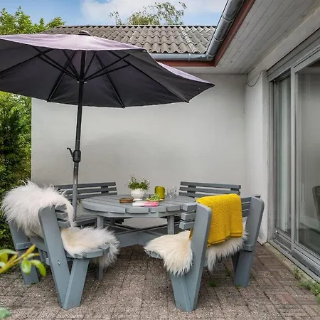 4 Bedroom Beautiful In Ebeltoft