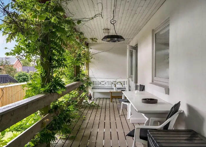 4 Bedroom Beautiful In Ebeltoft